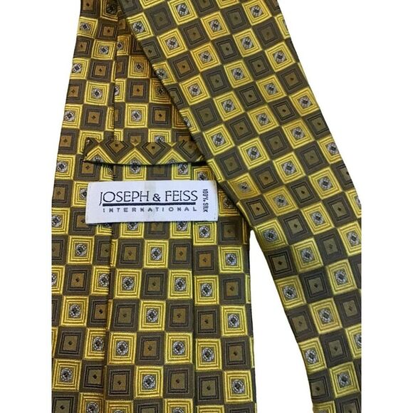 5/$10 Joseph Feiss 100% Silk Tie Brown Gold Geometric 58" - Picture 3 of 6